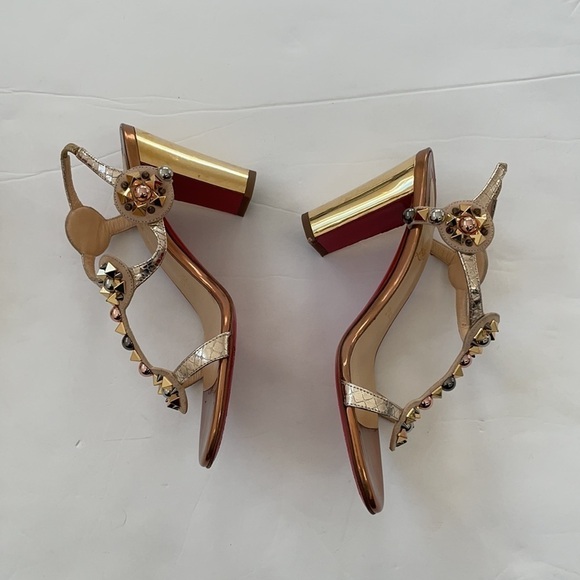 Christian Louboutin Gold Kaleitop leather 85mm T strap heels 37 - Picture 4 of 10